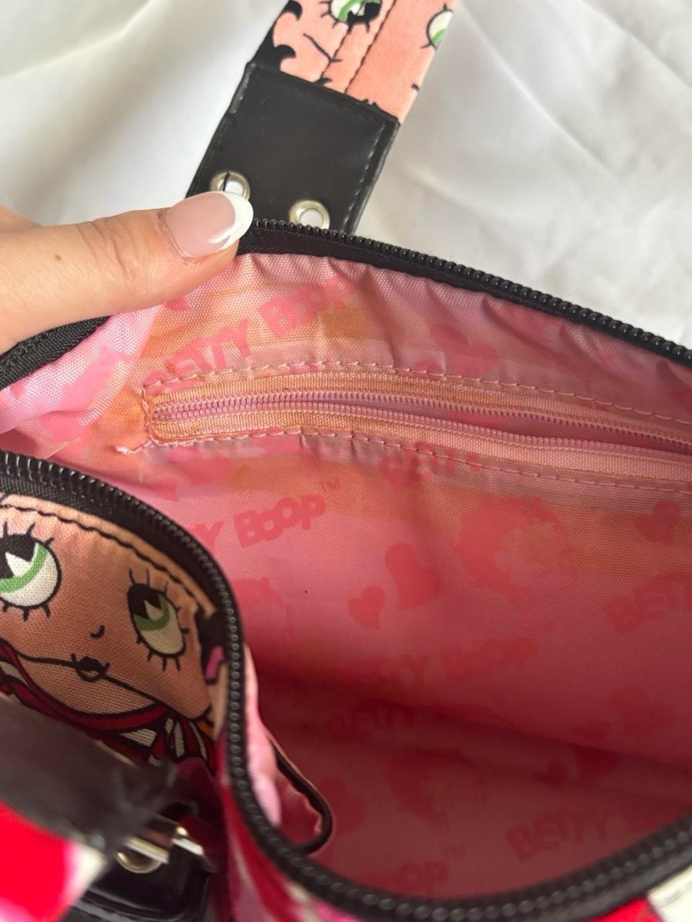 y2k/vintage 2007 Betty Boop Mini Bag - Picture 7 of 7